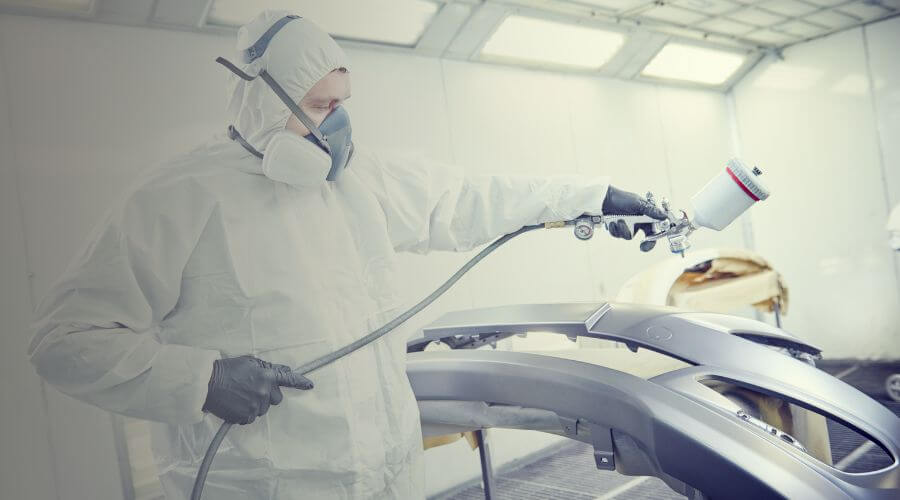 Why choose water damage restoration service for commercial flood cleanup in San Marino